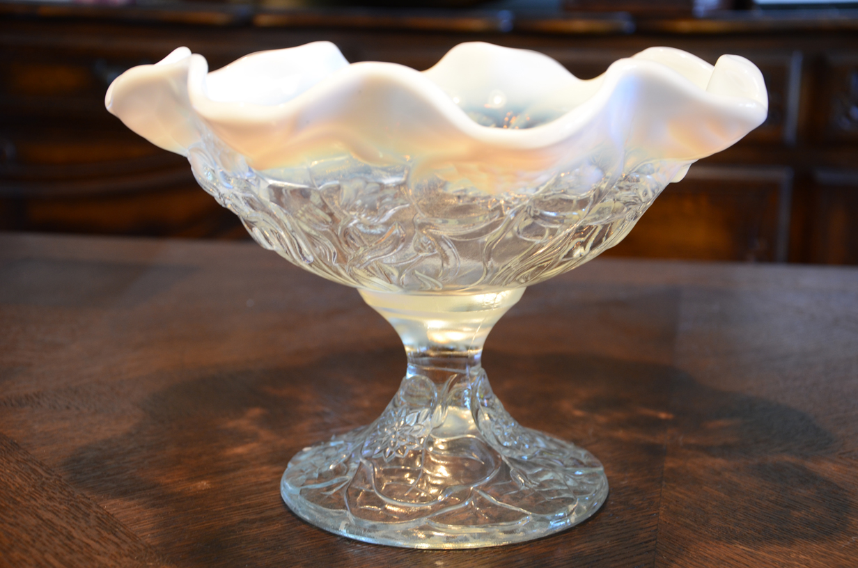 Vintage Fenton Clear Milk Glass Compote Glassware Opalescent Candy Dish R.....