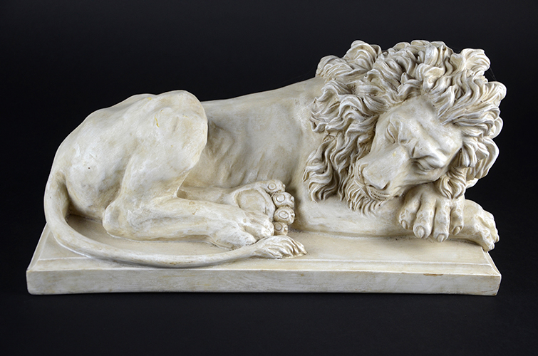 Pair of Resin Lion Figurines Statues Regal Museum White Greek Roman Marble Stone